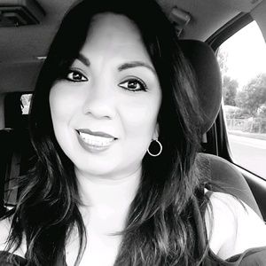 Meet your Posher, Ana